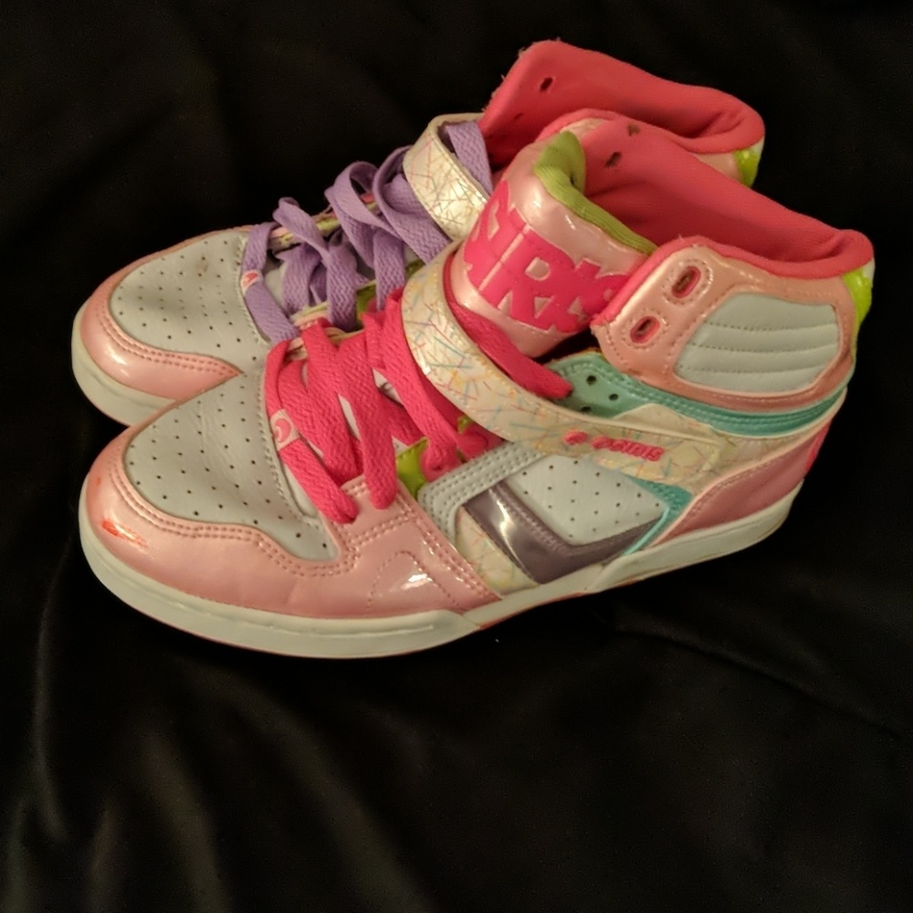 cute osiris skate shoes